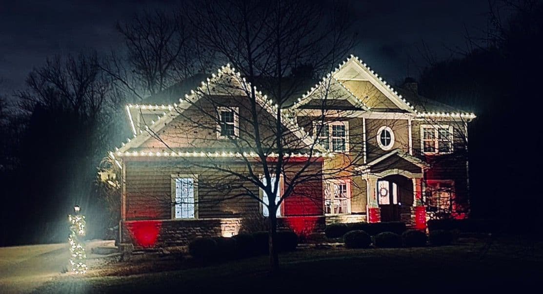 Gallery photos for Holiday Lighting Brilliance in Dublin and Sunbury: Image #1